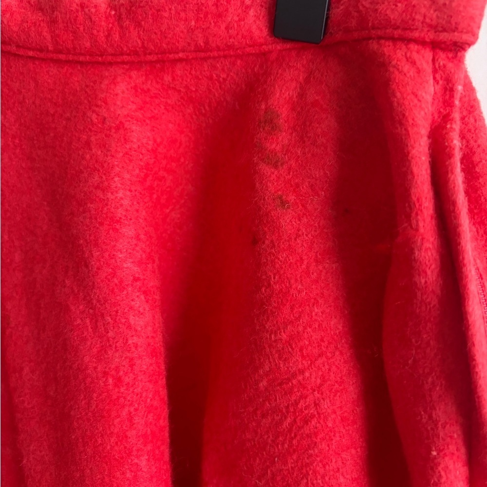 Vintage handmade poodle skirt. Made in the 80’s. Side zip, circle skirt. Child - Picture 3 of 5